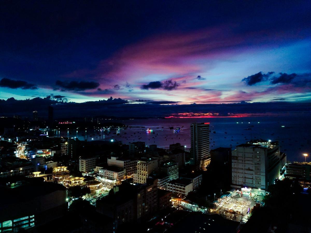 The Base Pattaya 芭提雅基地公寓 외부 사진